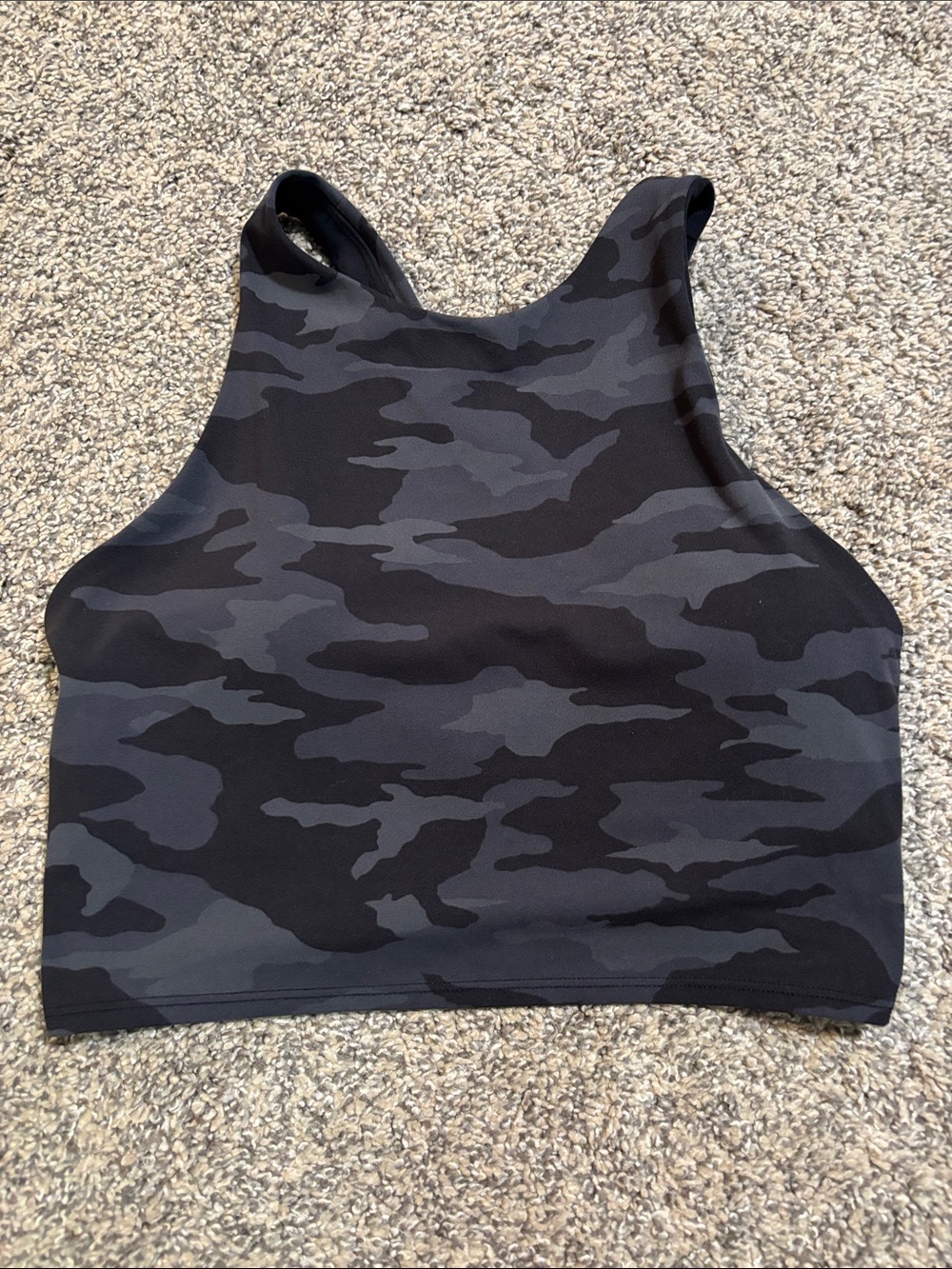 Athleta Conscious Crop size medium